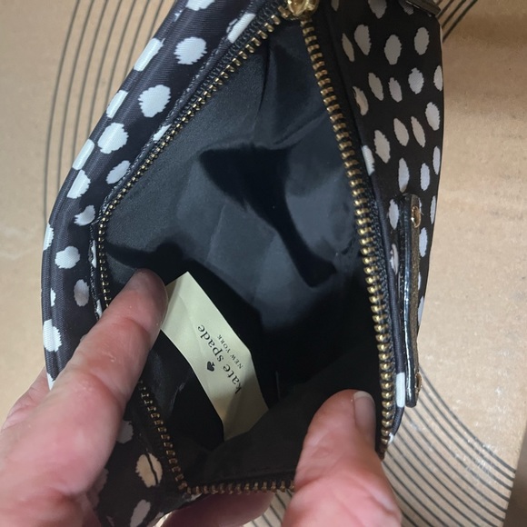 Authentic Kate Spade cosmetic pouch - Picture 3 of 3